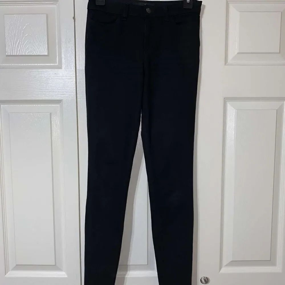 💜 J Brand Dark Rinse High Style Skinny Pants